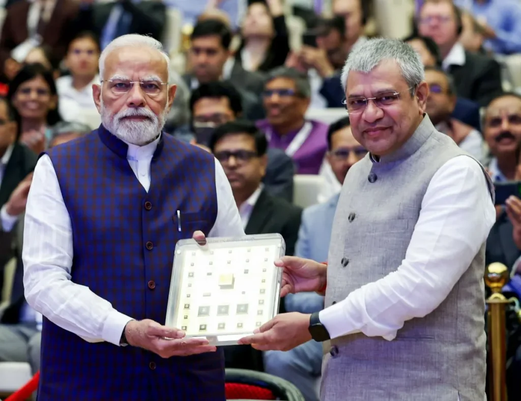 Made in india Chip : India Unveils First Indigenous Vikram Chip at Semicon India 2025